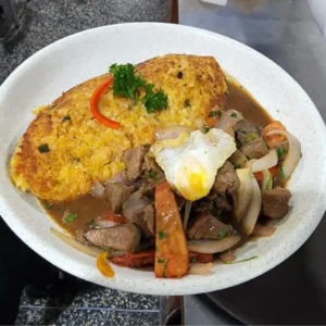 Tacu tacu con lomo saltado