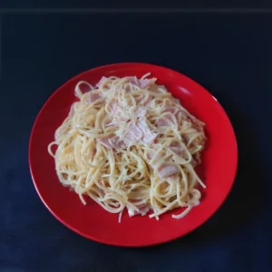 Espaguetti al alfredo